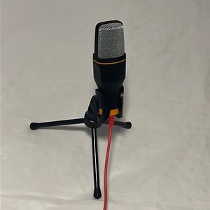 (LIKE NEW) Tabletop Condenser Microphone